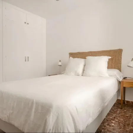 Alohalacant I Piso Nuevo En La Playa Y En El Ayuntamiento Daire Alicante