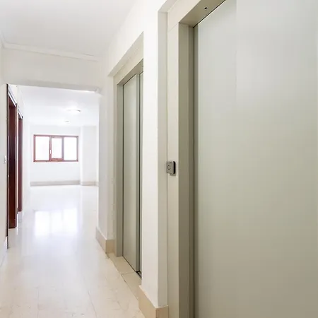 Alohalacant I Piso Nuevo En La Playa Y En El Ayuntamiento Daire Alicante